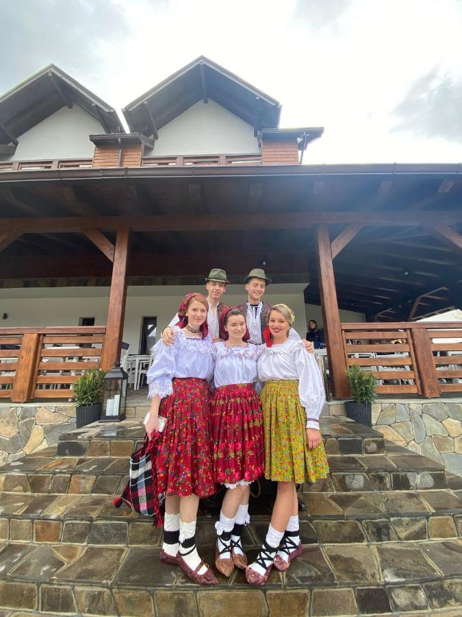 Hotel Yara Vişeu de Sus 外观 照片