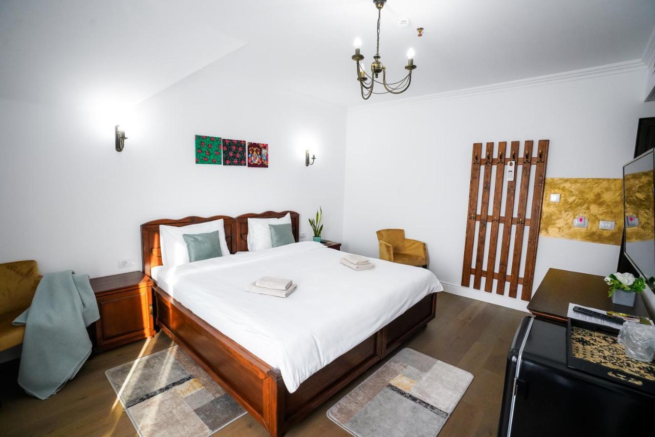Hotel Yara Vişeu de Sus 外观 照片