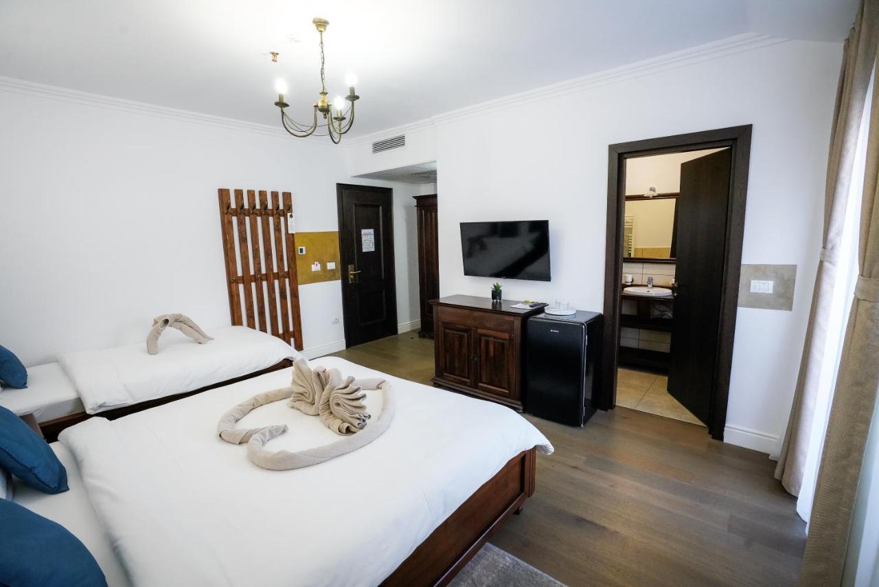 Hotel Yara Vişeu de Sus 外观 照片