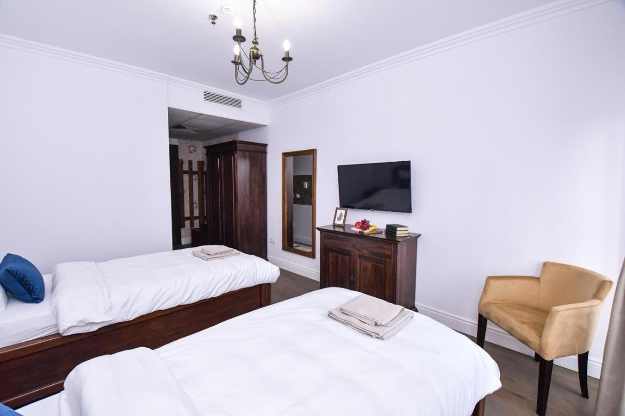 Hotel Yara Vişeu de Sus 外观 照片