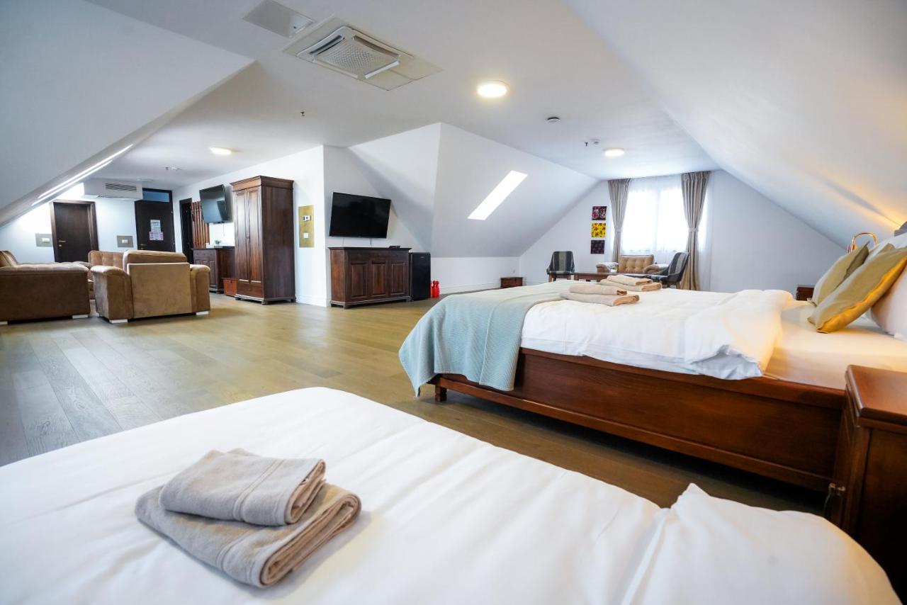 Hotel Yara Vişeu de Sus 外观 照片
