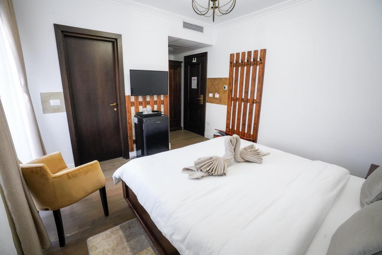 Hotel Yara Vişeu de Sus 外观 照片
