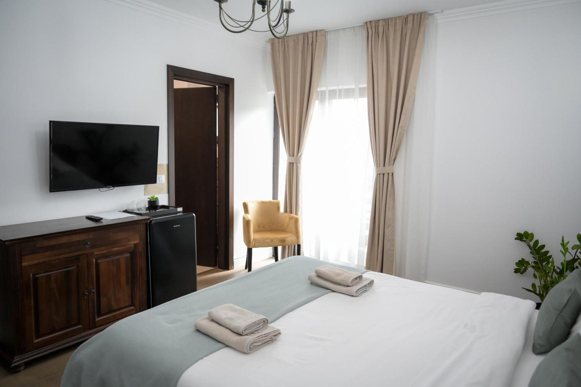 Hotel Yara Vişeu de Sus 外观 照片
